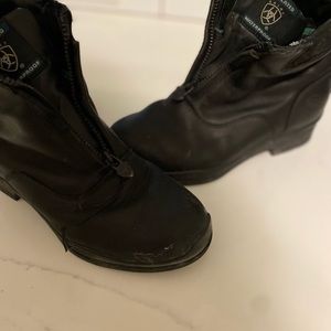 Kids size 3 ariat riding boots